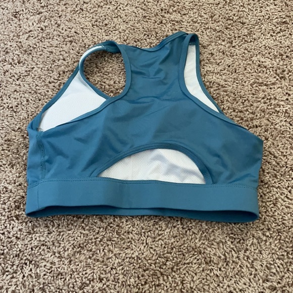 Sports bra - Picture 4 of 5